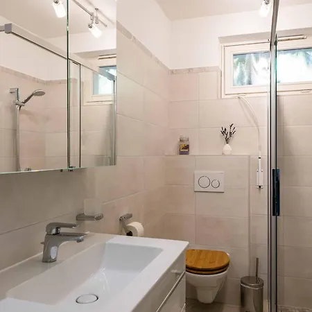 Apartamento Neu! Bodenseeblick Mit Seeblick, Sauna Und Eigener Terrasse Allensbach